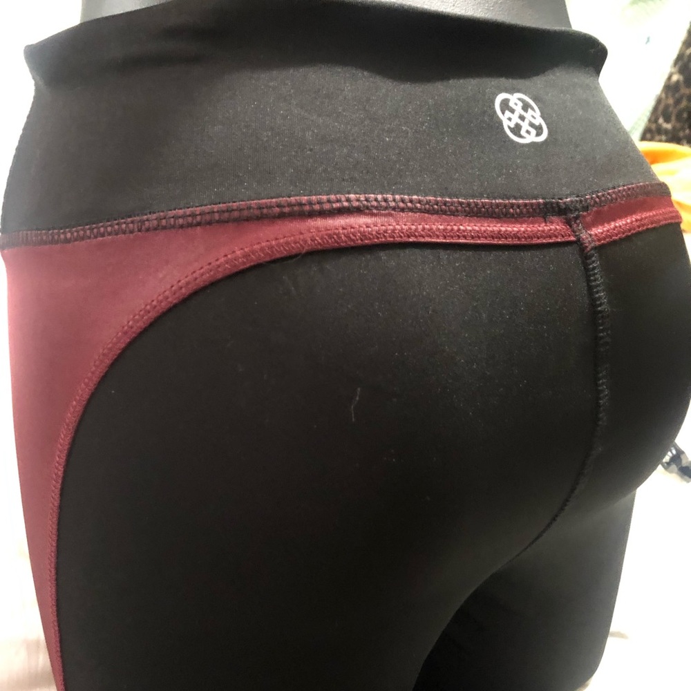 🔥SALE DAISY FUENTES FIT CAPRIS